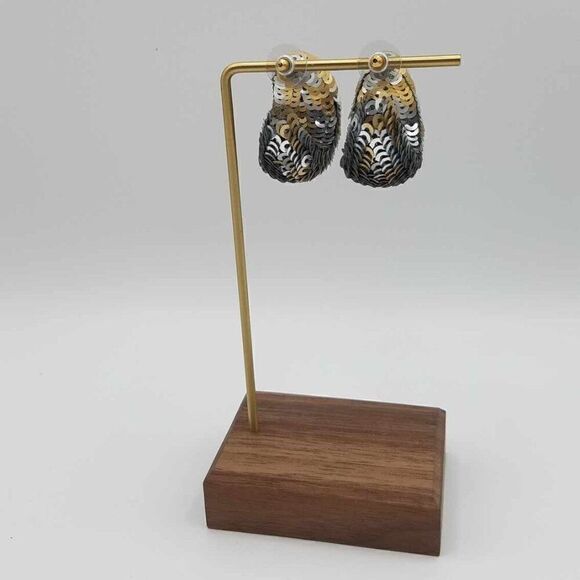 NWT J Crew Chunky Silver Sequin Hoop Earrings. - Picture 7 of 9